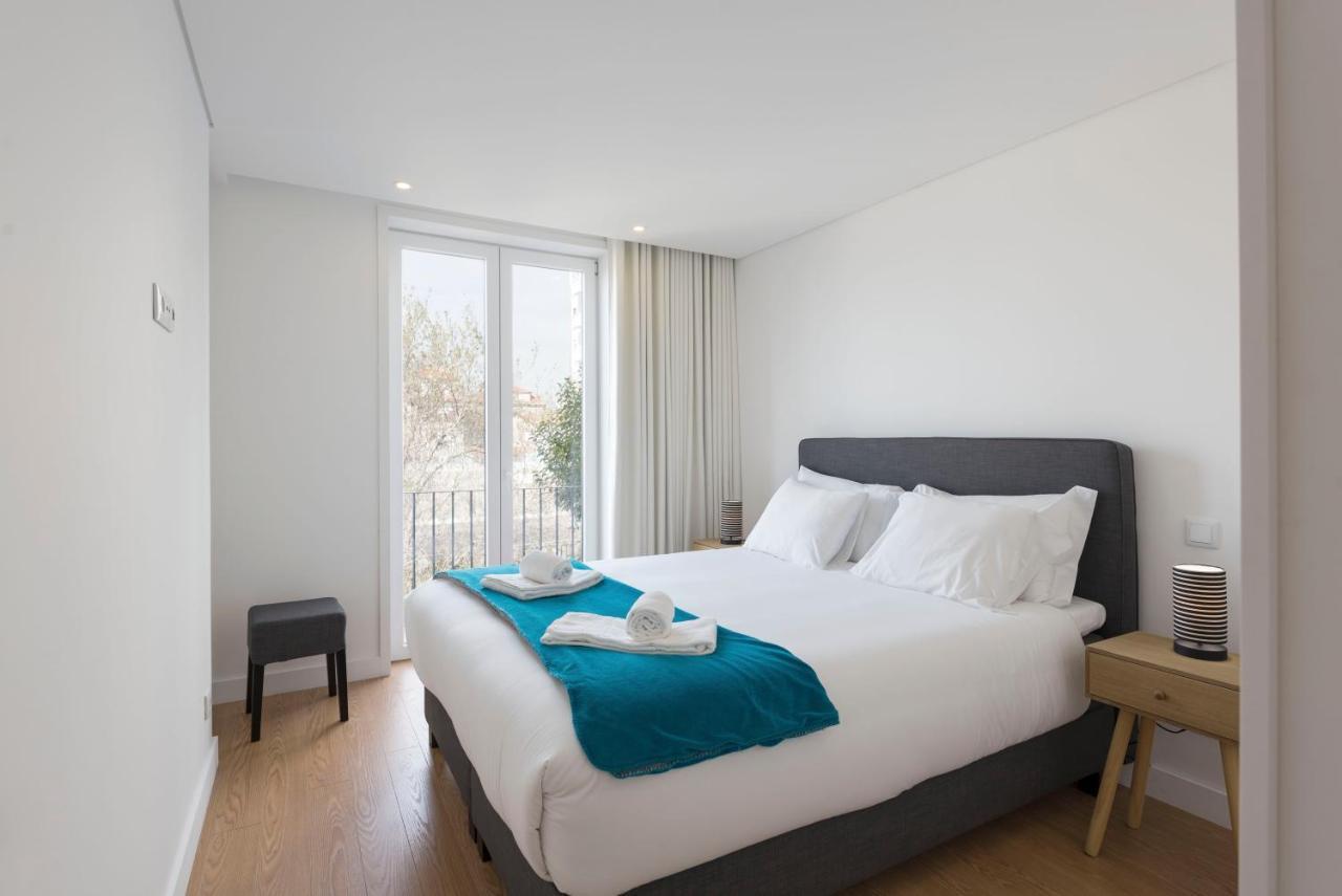 Lovelystay - Central Flat W/ Ac & Balcony Porto Ngoại thất bức ảnh