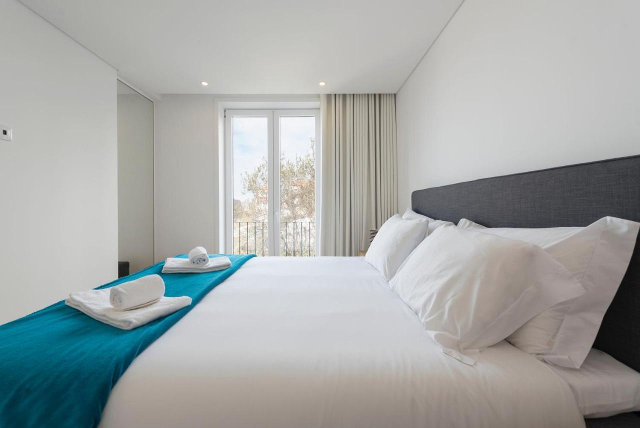 Lovelystay - Central Flat W/ Ac & Balcony Porto Ngoại thất bức ảnh
